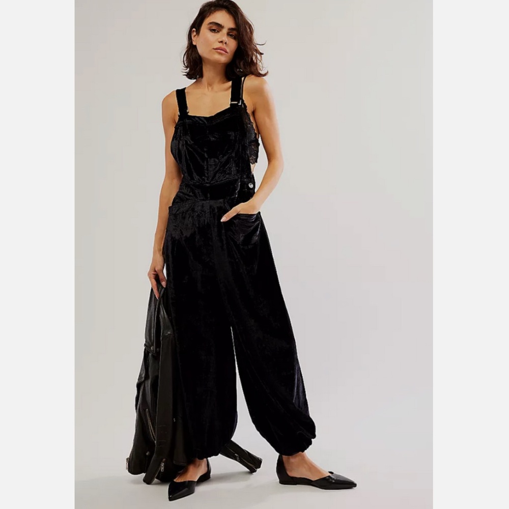 NWOT Free People Black Velvet overalls